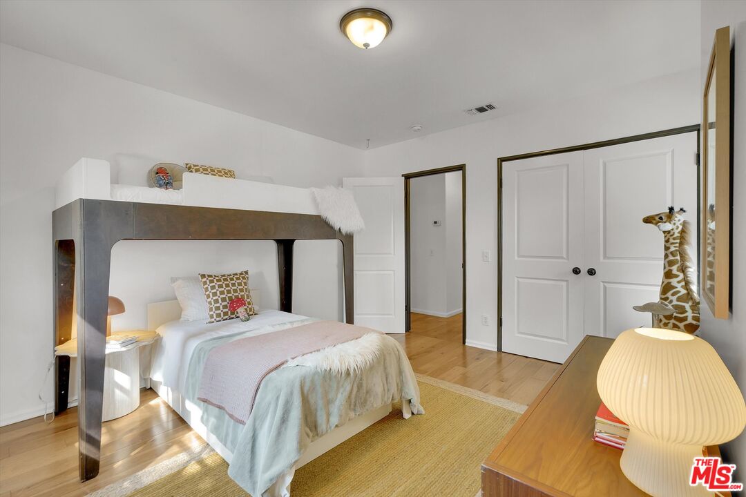 4300 Laurelgrove Ave