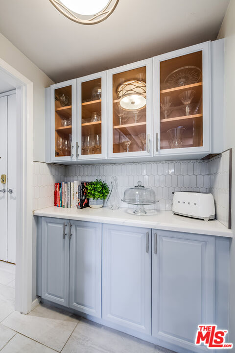 10707 Camarillo St Unit: 108