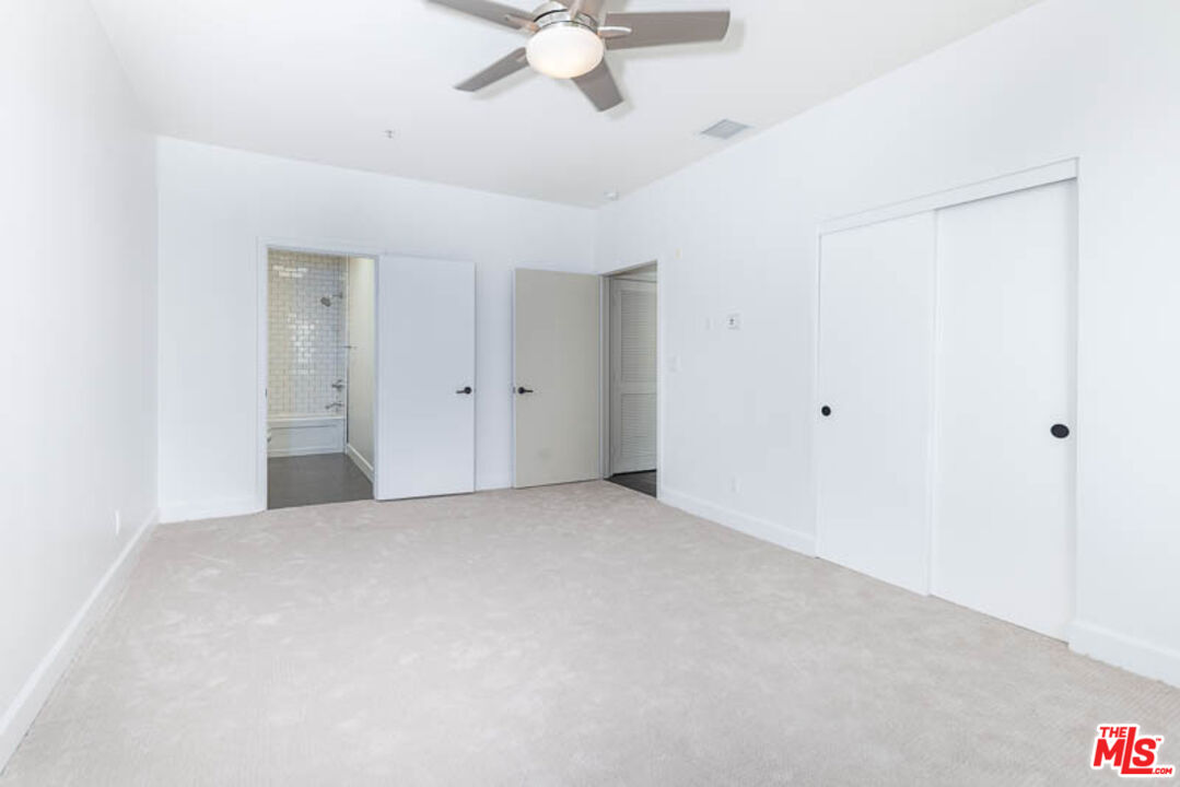 10639 WOODBRIDGE ST Unit: 303