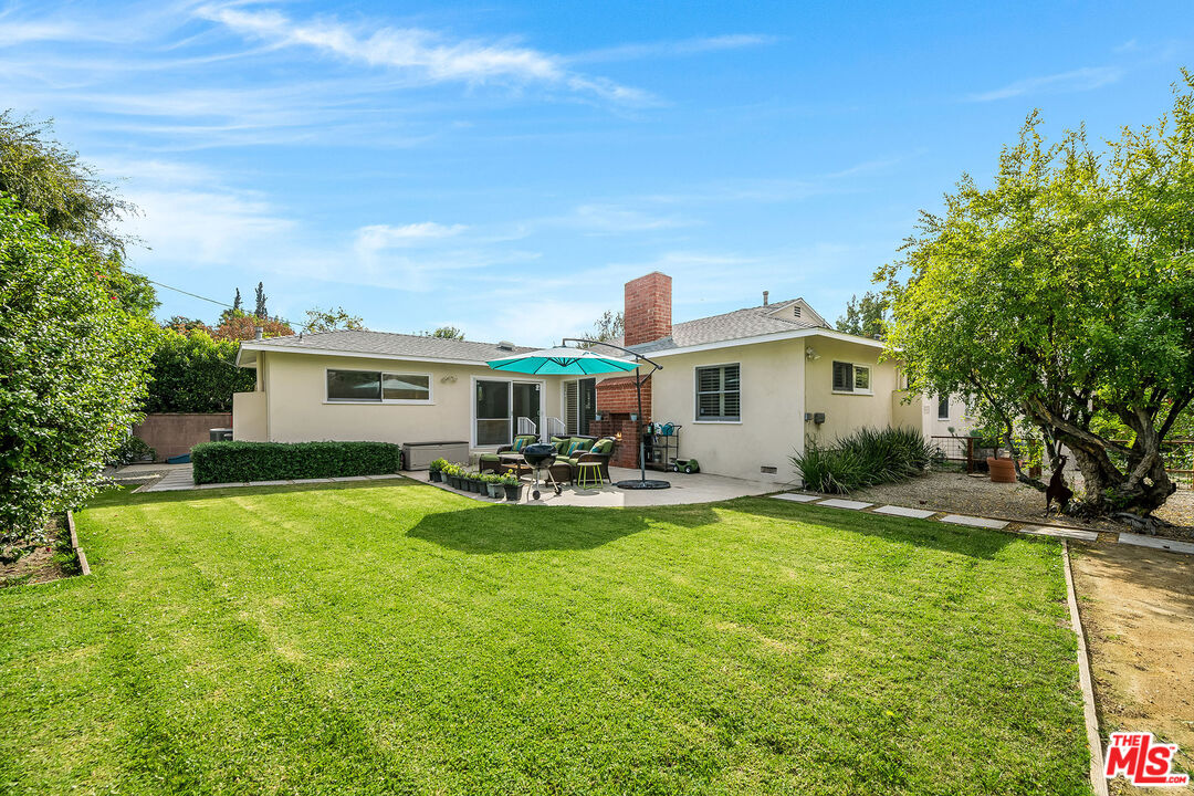 11889 Tiara St