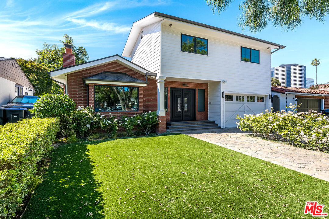 4239 W Mcfarlane Ave