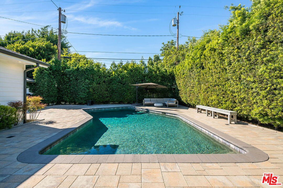 4239 W Mcfarlane Ave