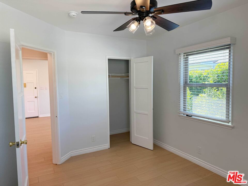 4125 W Toluca Lake Ave