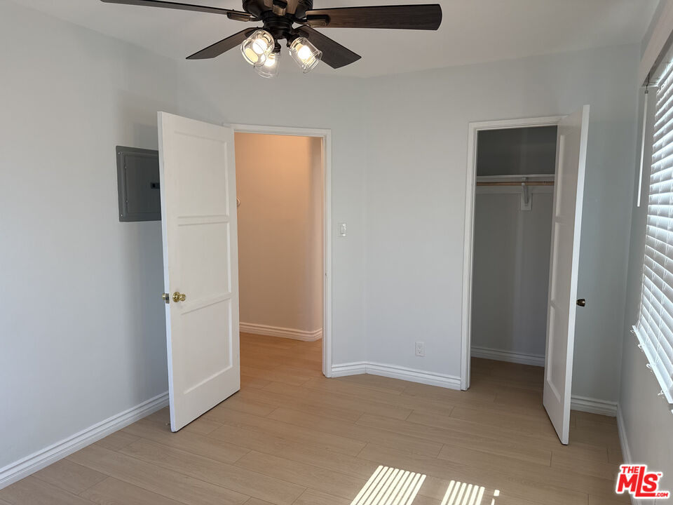 4125 W Toluca Lake Ave