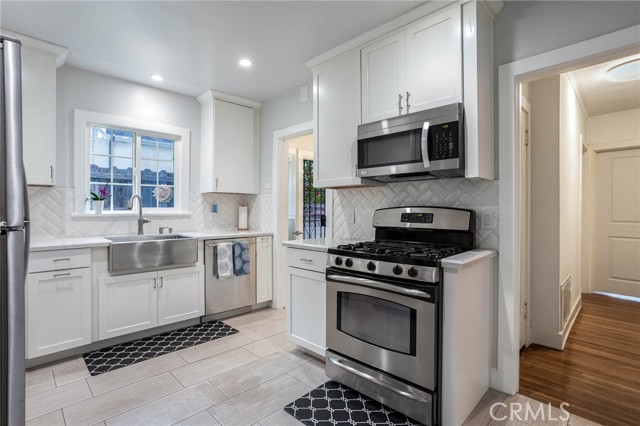 410 Cornell DR