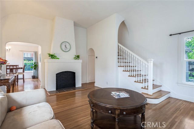 410 Cornell DR