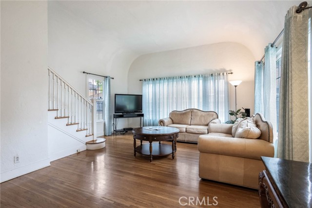 410 Cornell DR