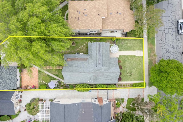 410 Cornell DR