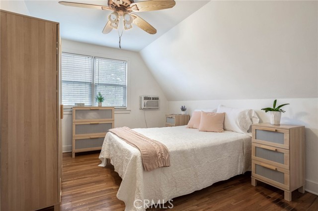 410 Cornell DR