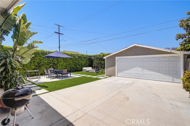 1847 W 43rd PL