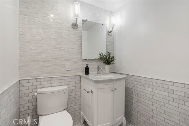 3850 Glenalbyn DR