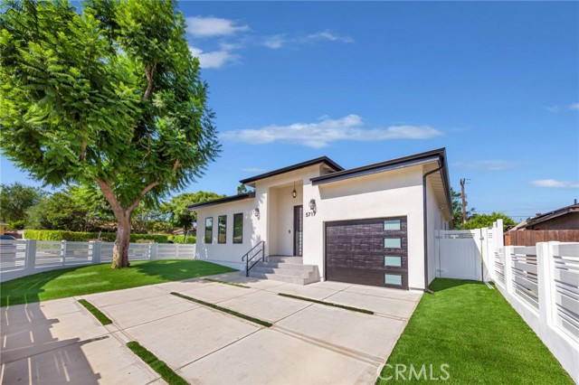 5717 Bianca AVE