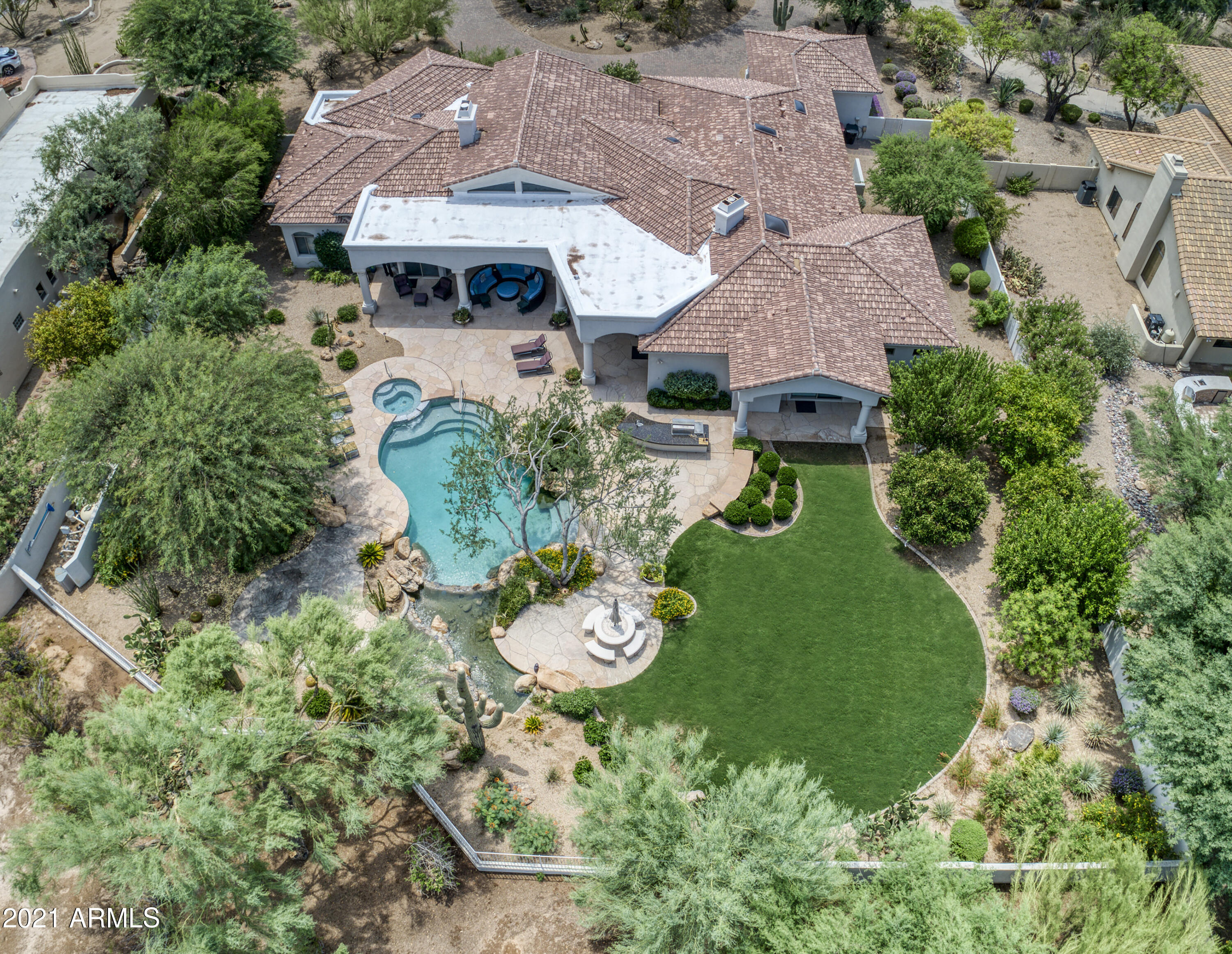 8350 E VIA DEL SOL Drive