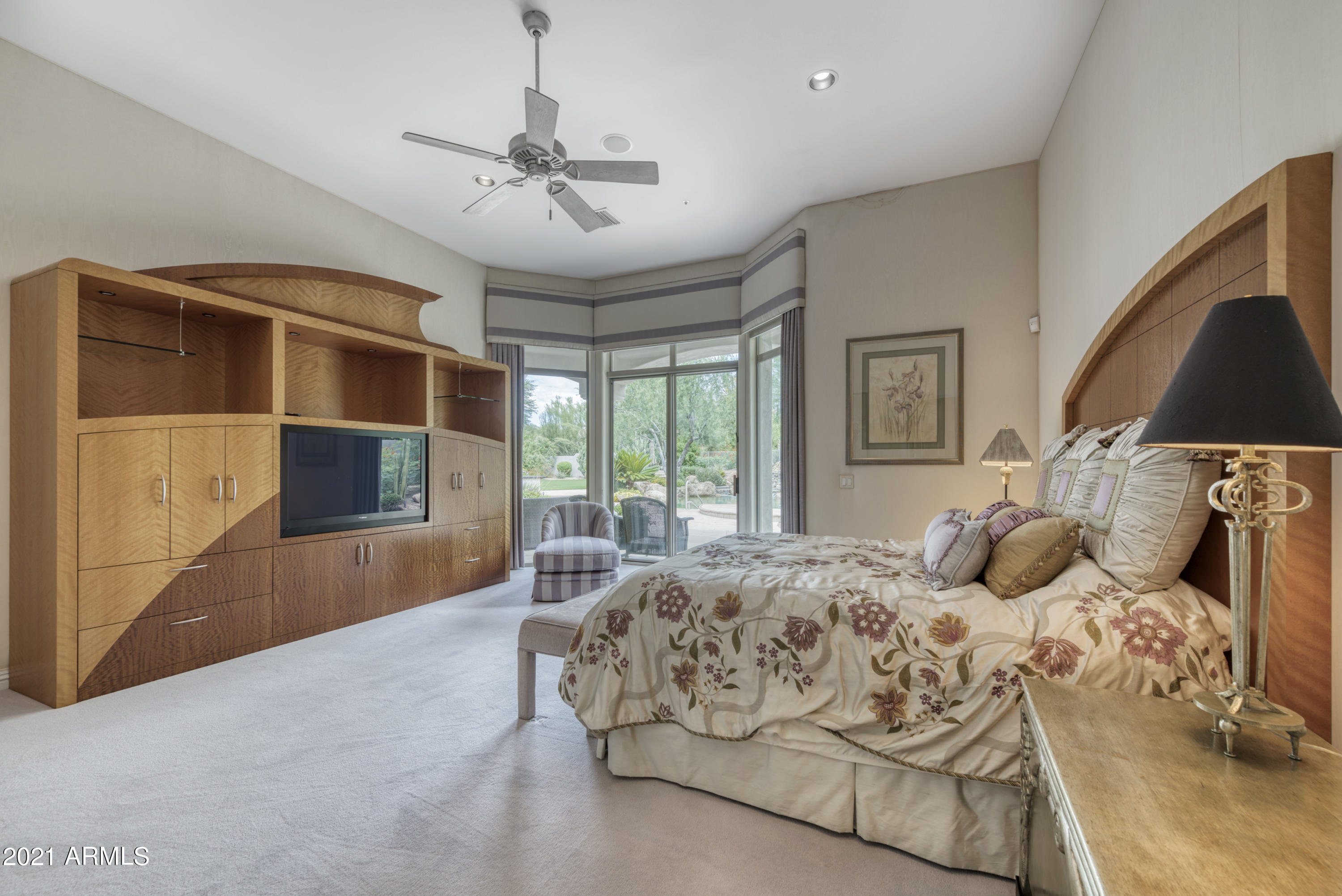 8350 E VIA DEL SOL Drive