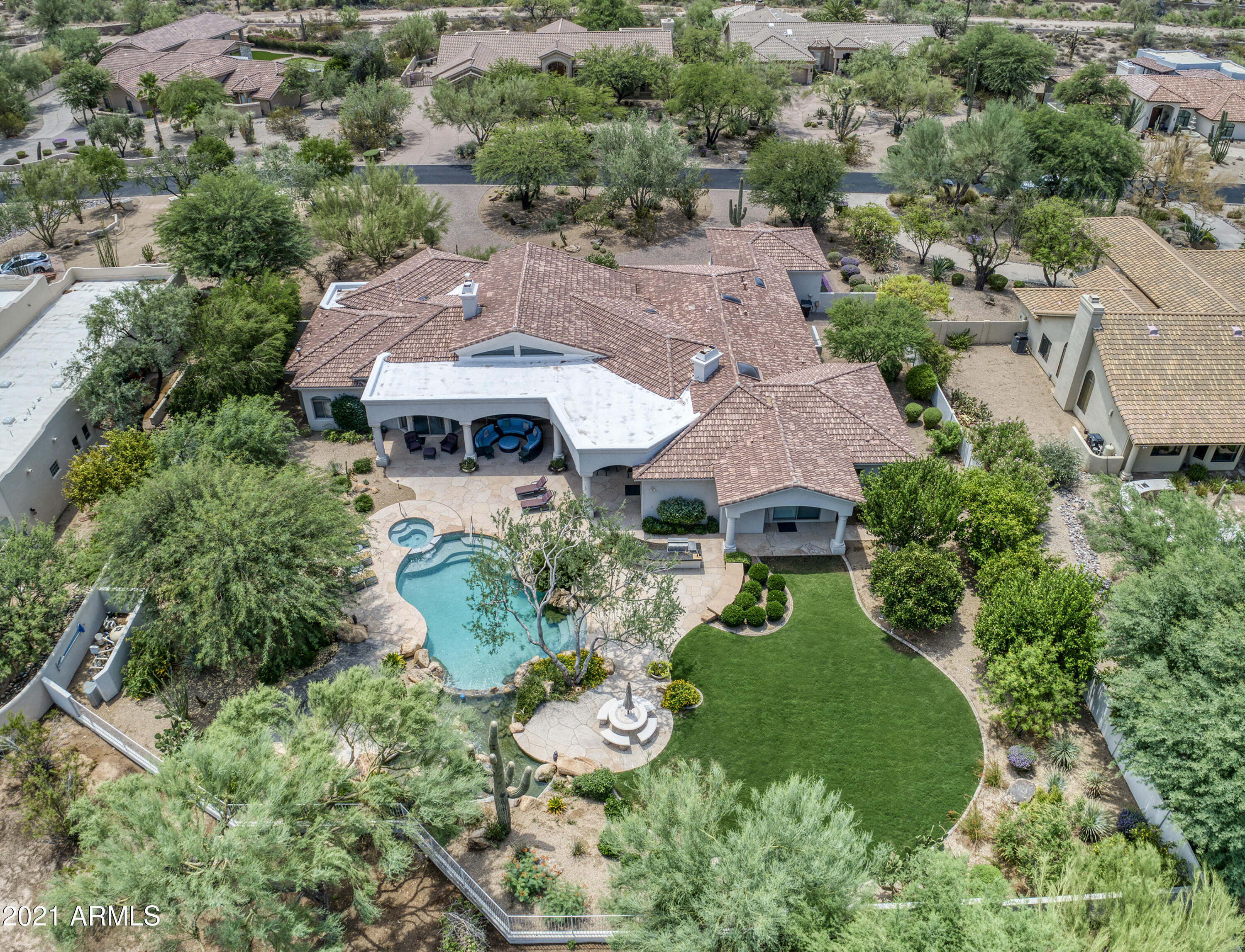 8350 E VIA DEL SOL Drive