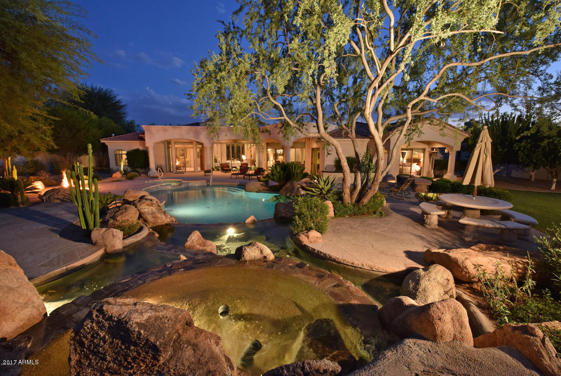 8350 E VIA DEL SOL Drive