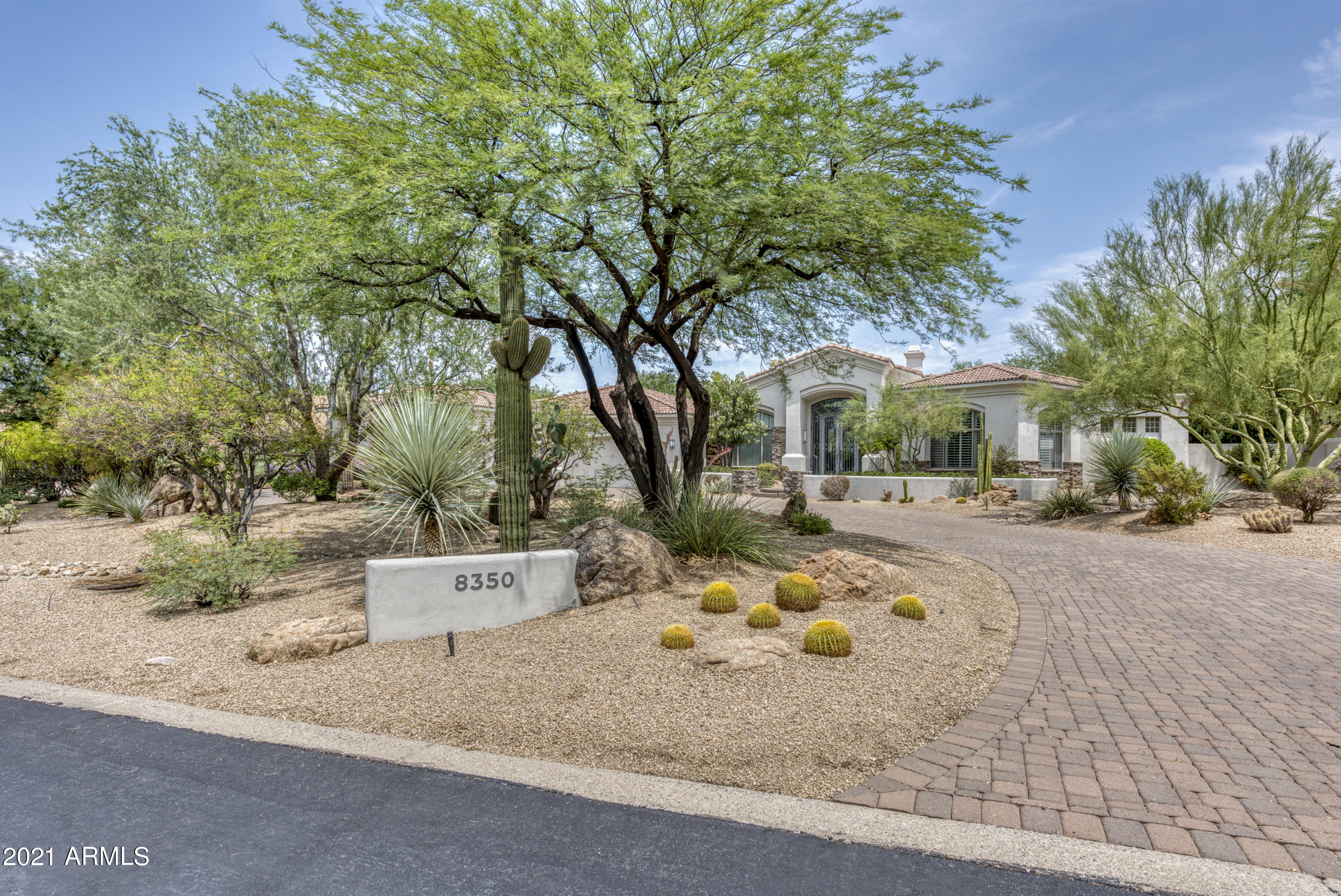 8350 E VIA DEL SOL Drive