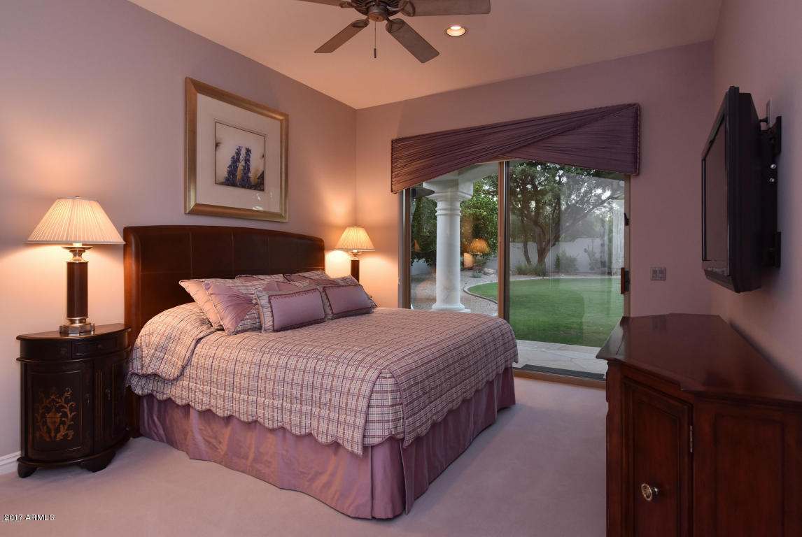 8350 E VIA DEL SOL Drive