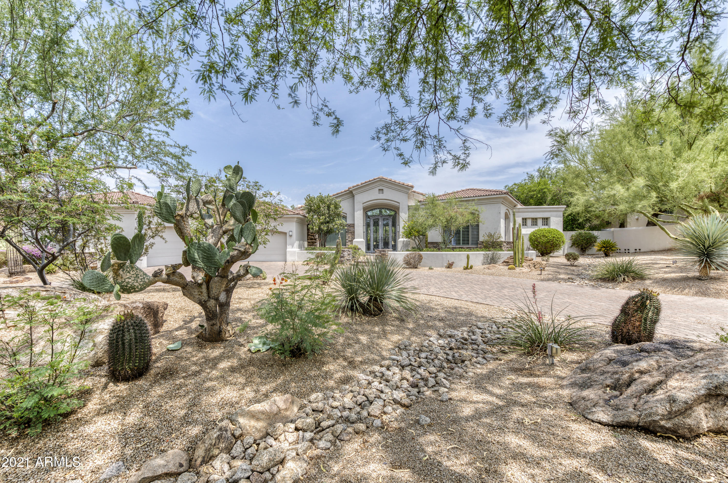 8350 E VIA DEL SOL Drive