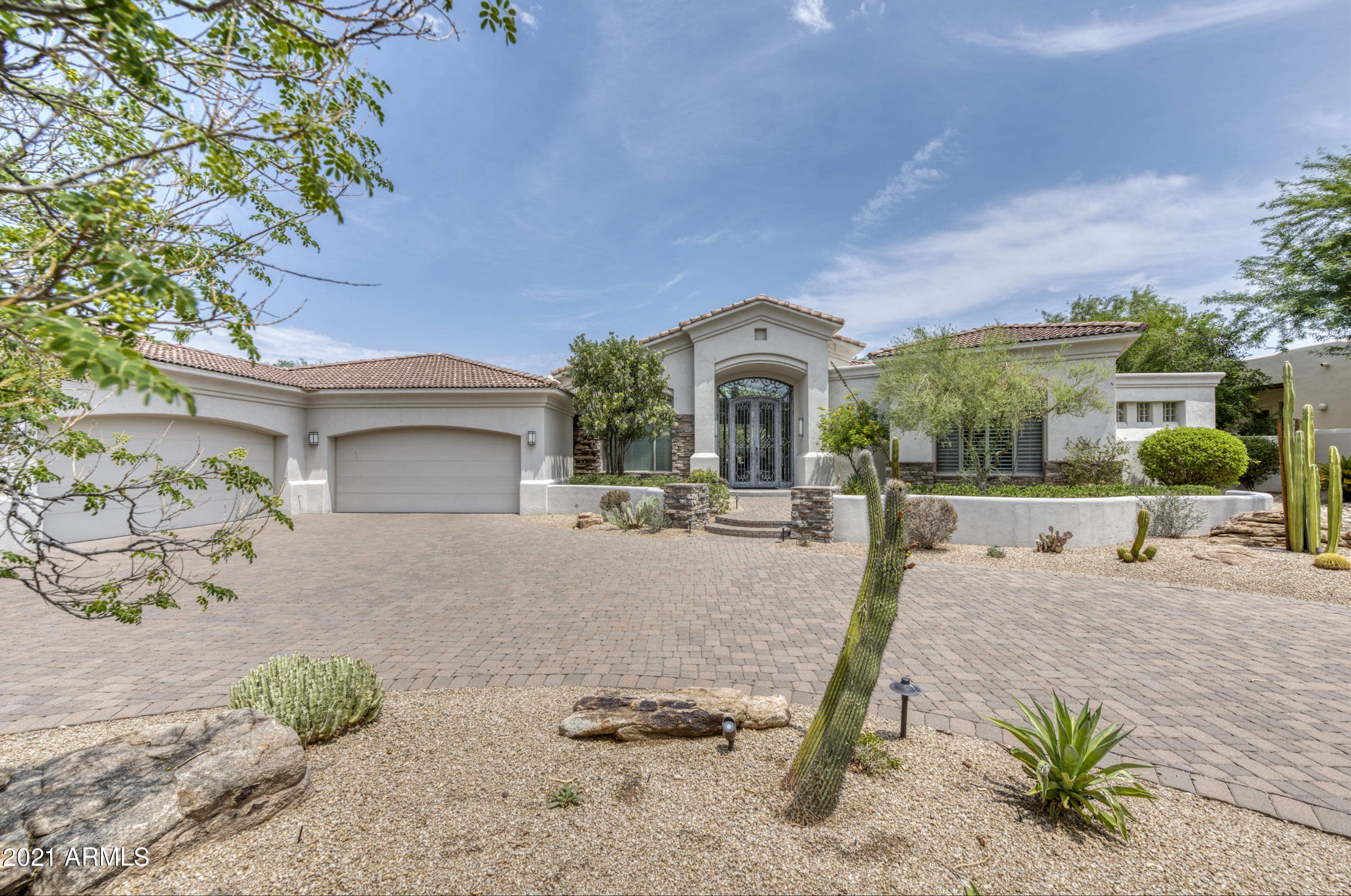 8350 E VIA DEL SOL Drive