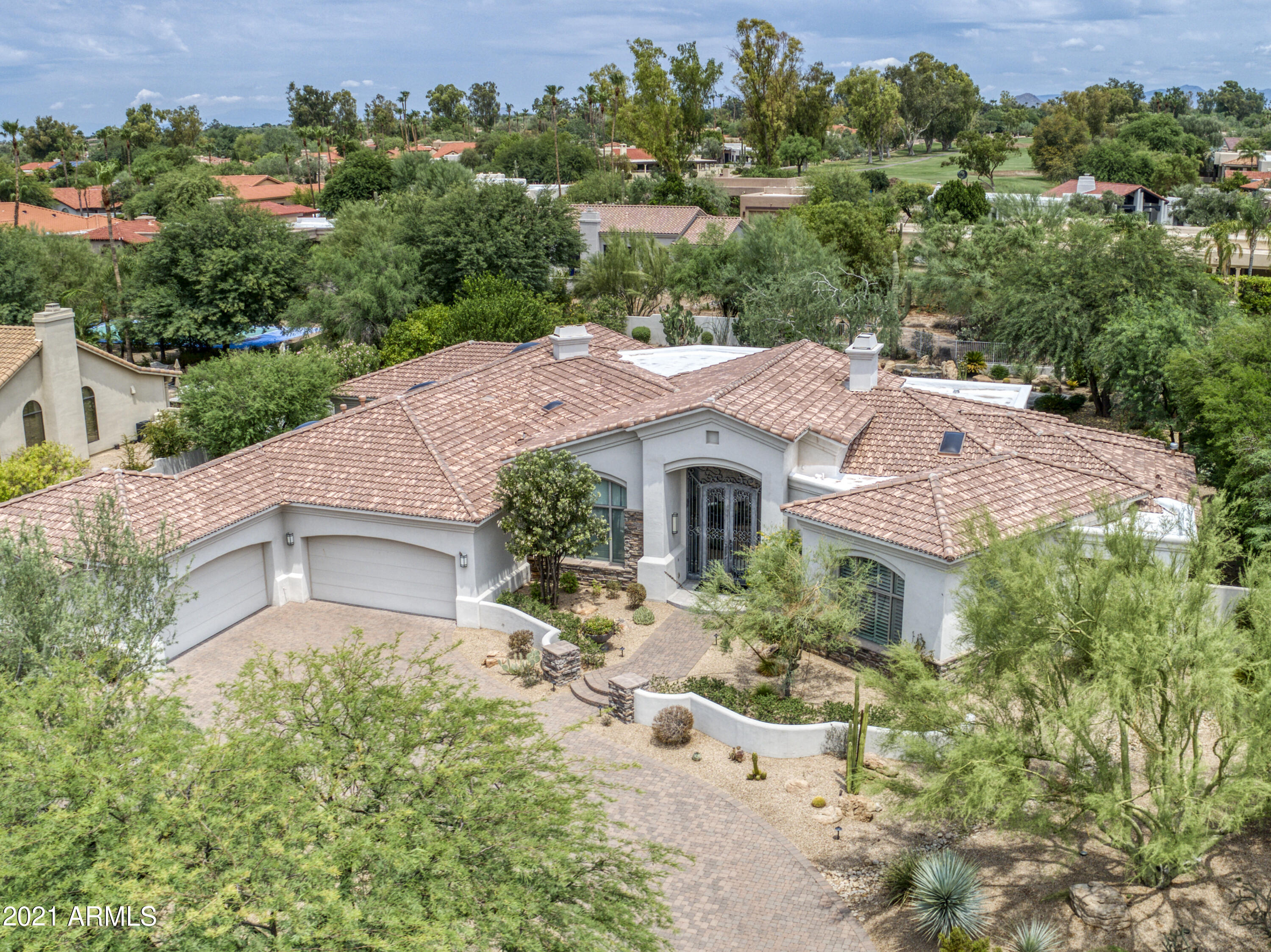 8350 E VIA DEL SOL Drive