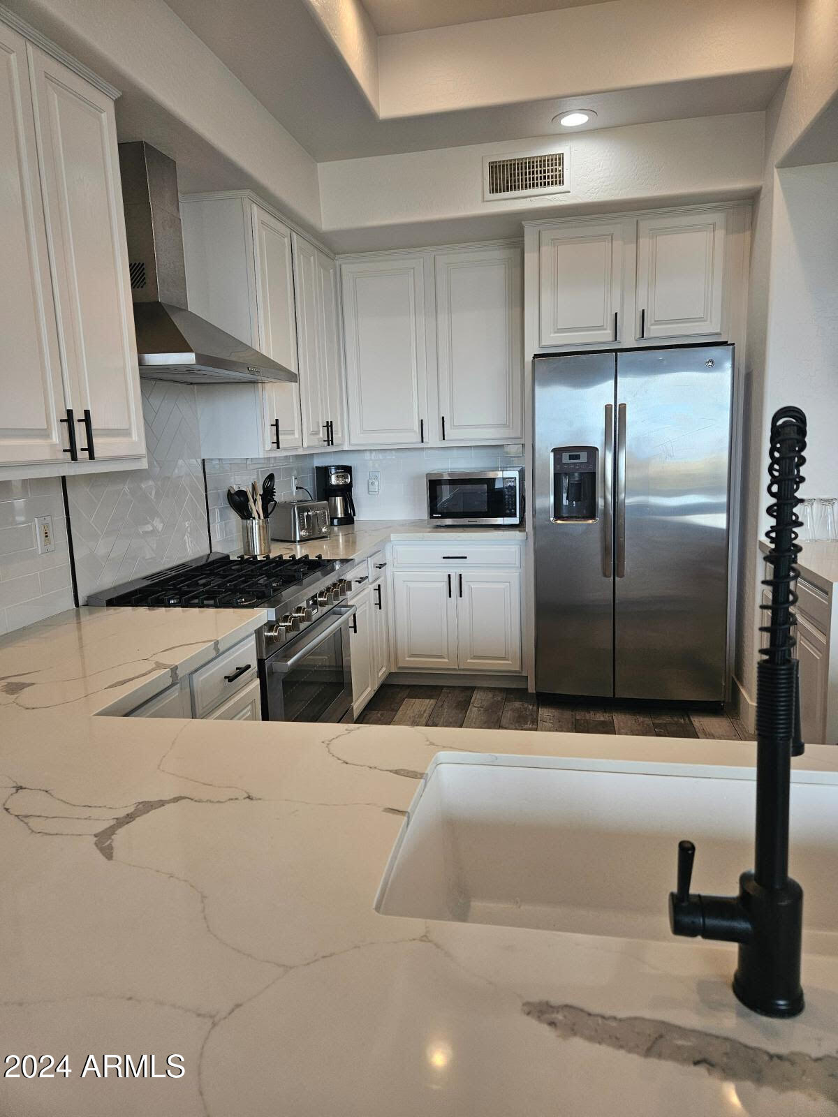 28990 N WHITE FEATHER Lane 150