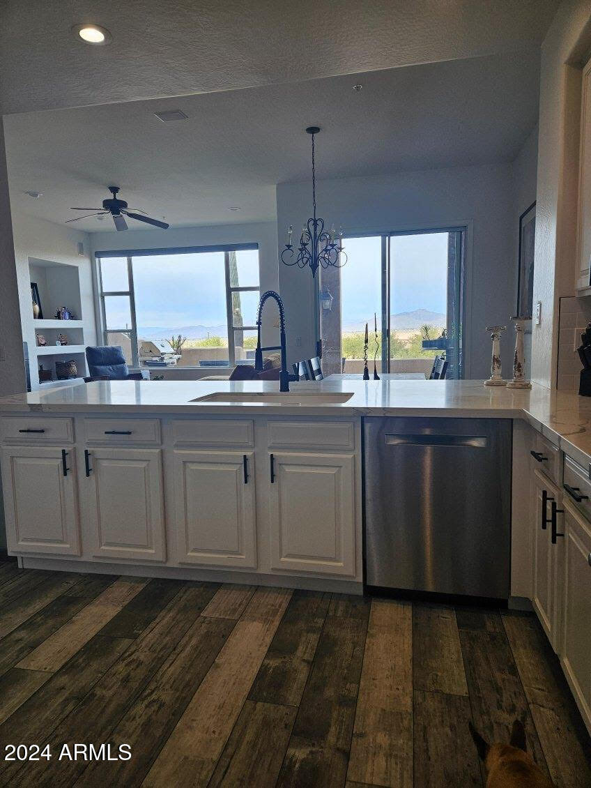 28990 N WHITE FEATHER Lane 150