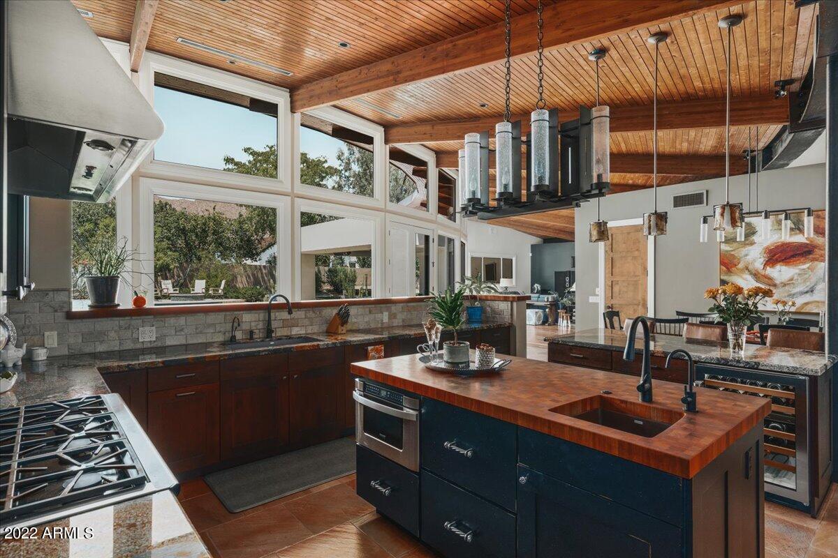 5520 E CALLE DEL NORTE --