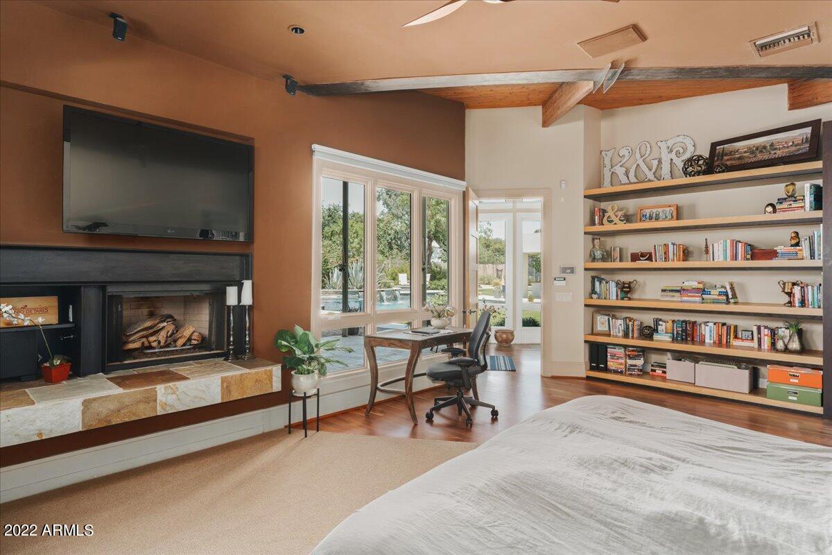 5520 E CALLE DEL NORTE --