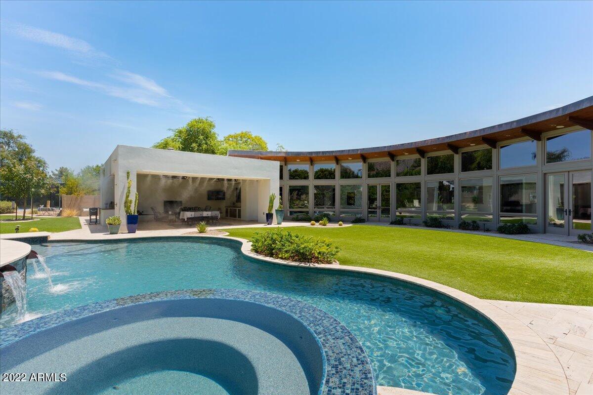 5520 E CALLE DEL NORTE --