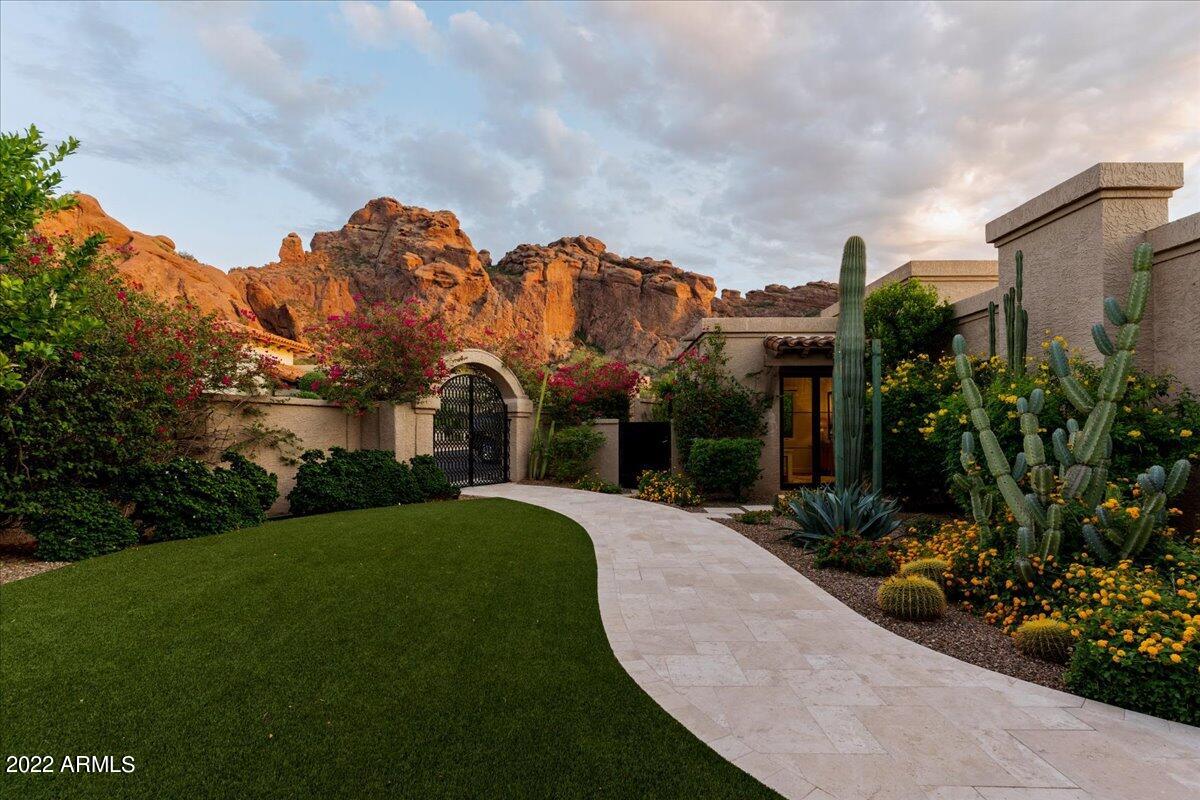 5950 N ECHO CANYON Drive