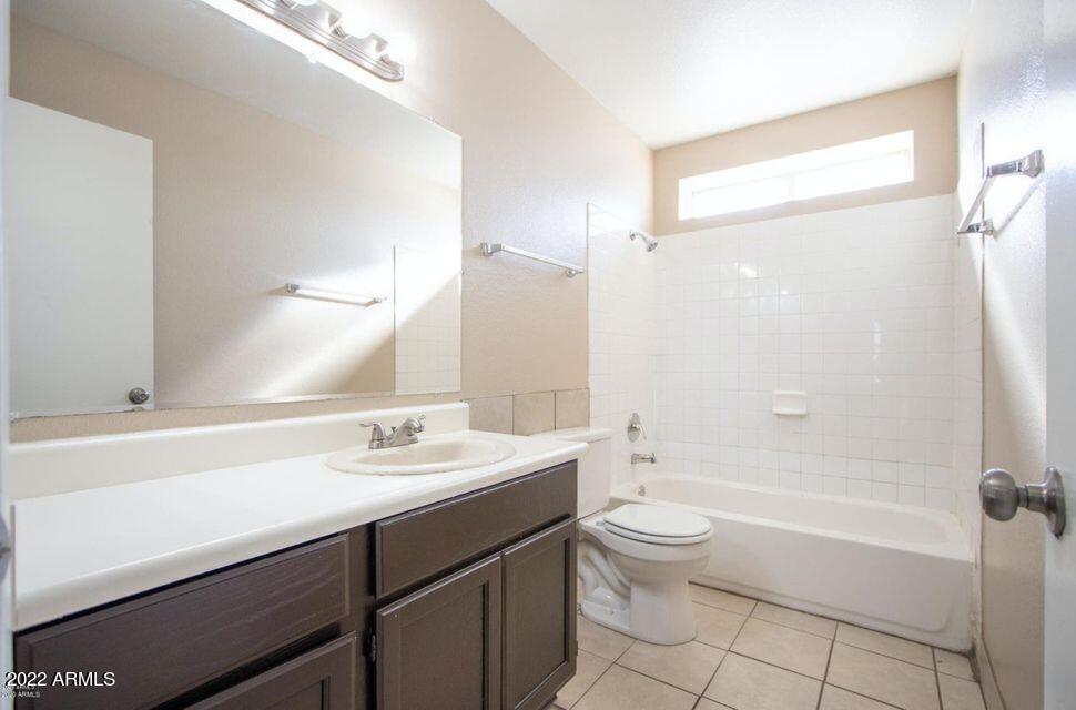 3840 N 43RD Avenue # 9