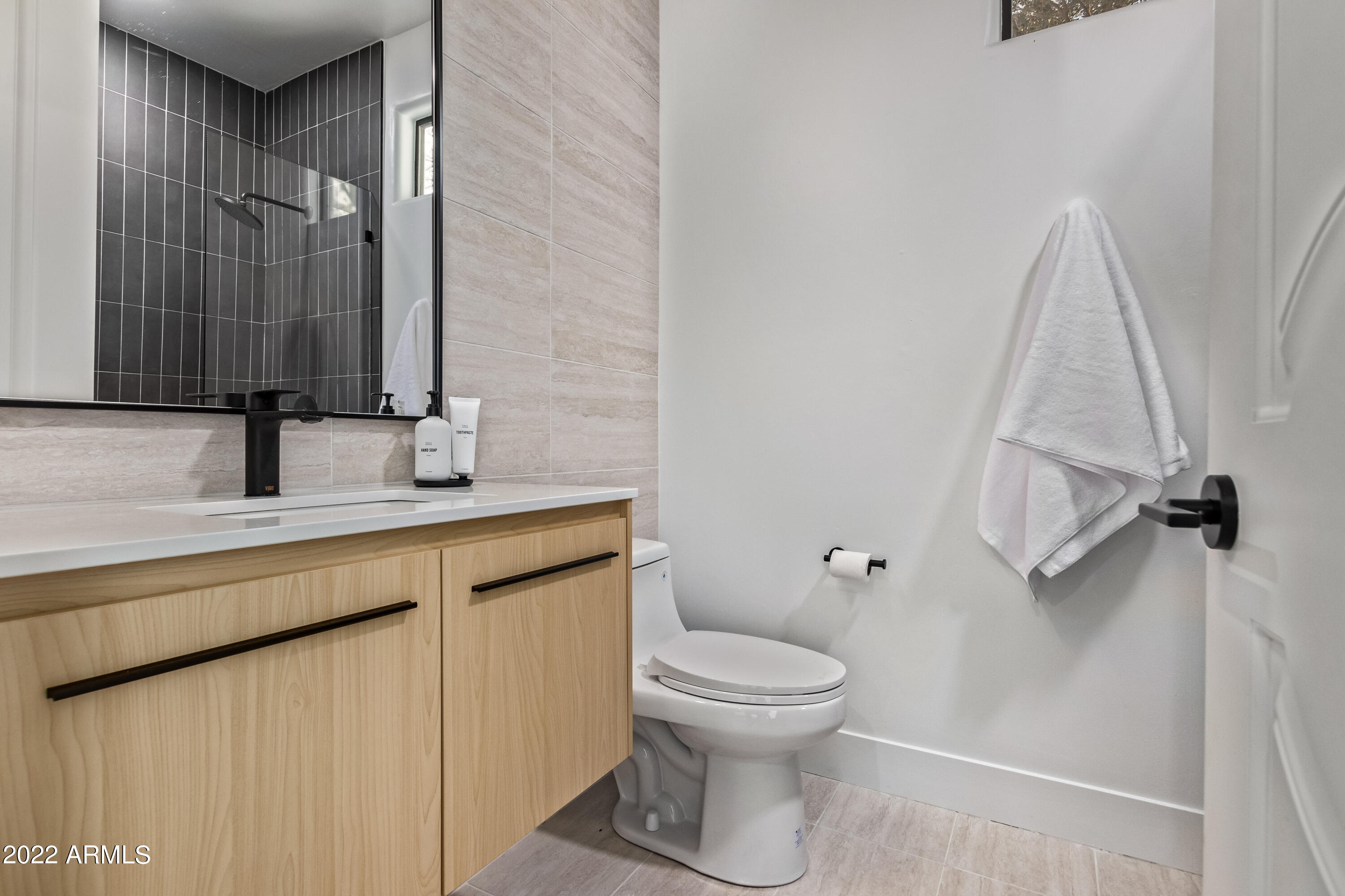 5316 E ROYAL VIEW Drive S