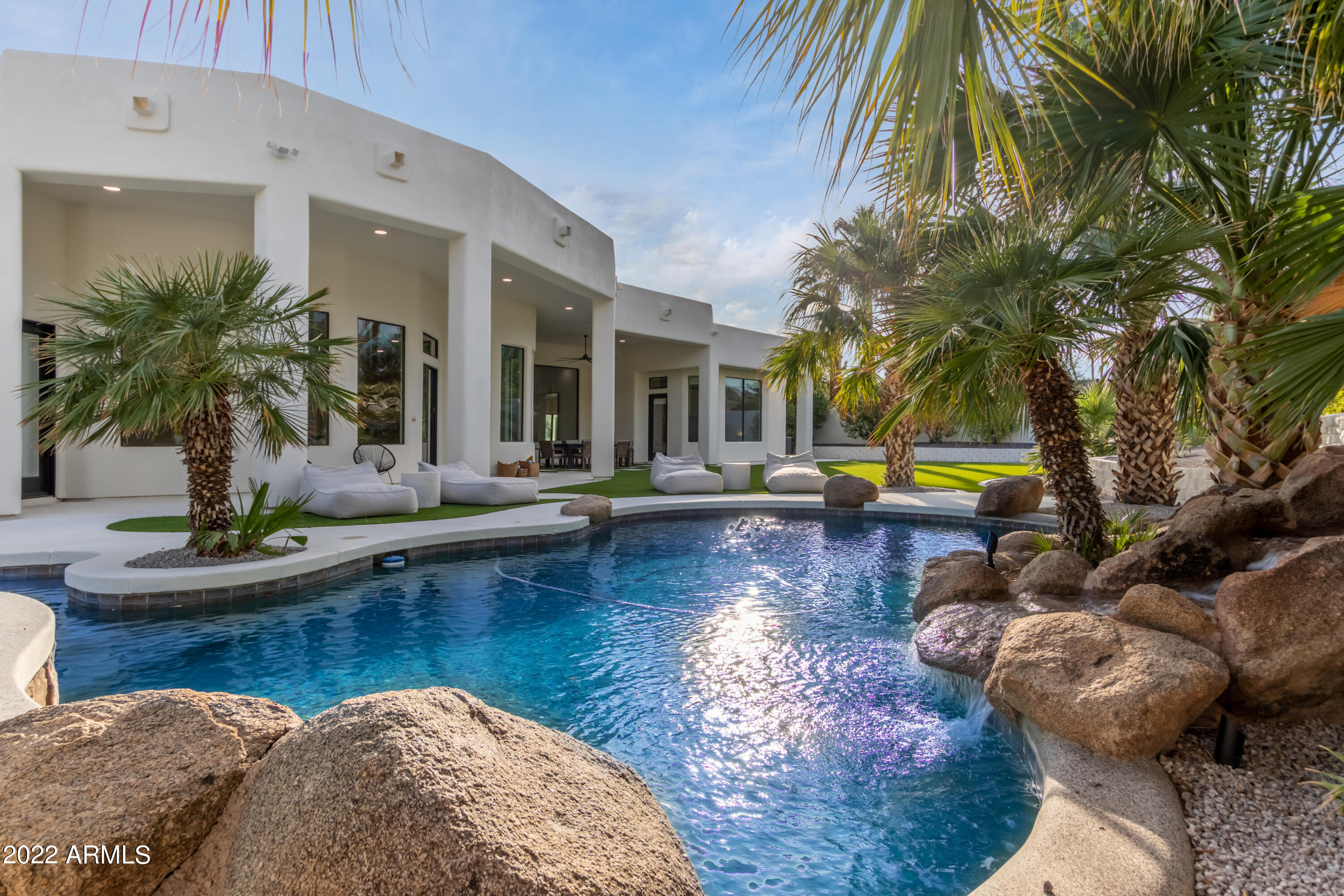 5316 E ROYAL VIEW Drive S