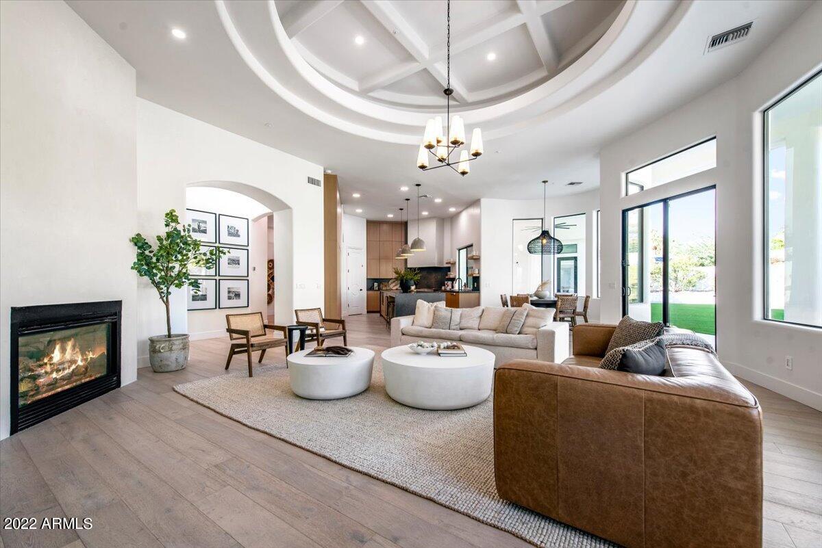 5316 E ROYAL VIEW Drive S