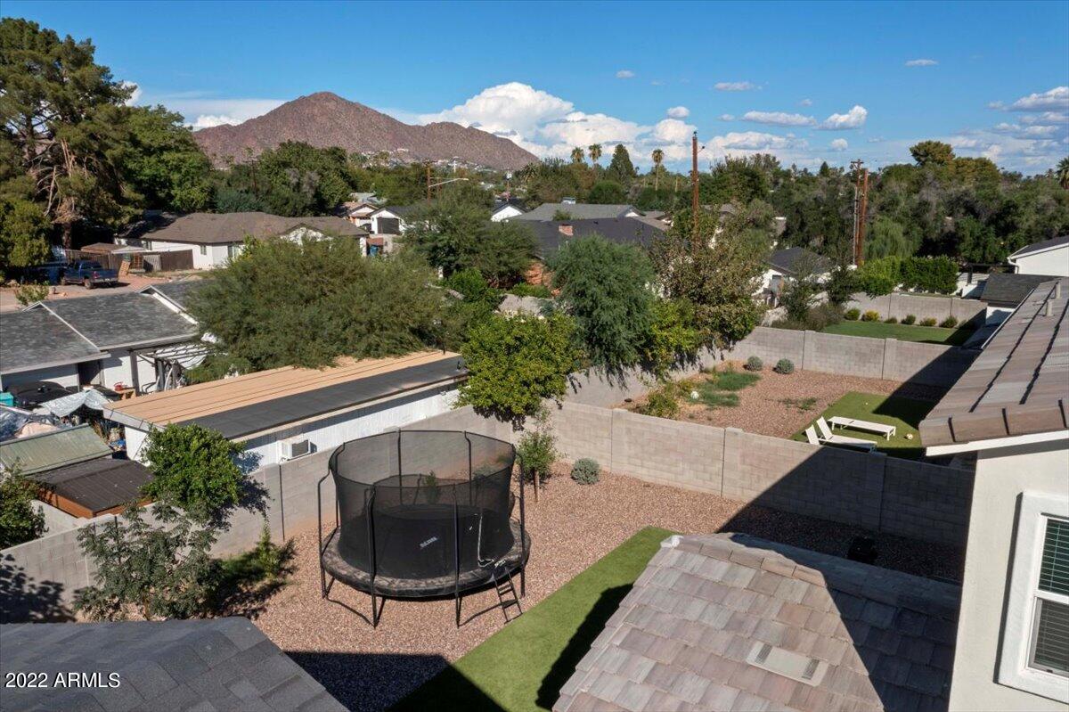4026 E CAMPUS Drive