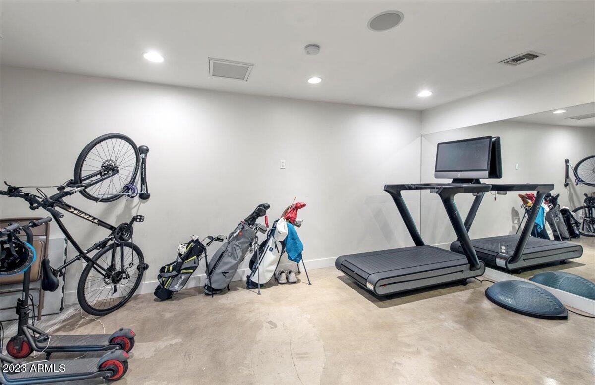 4535 E CALLE TUBERIA --