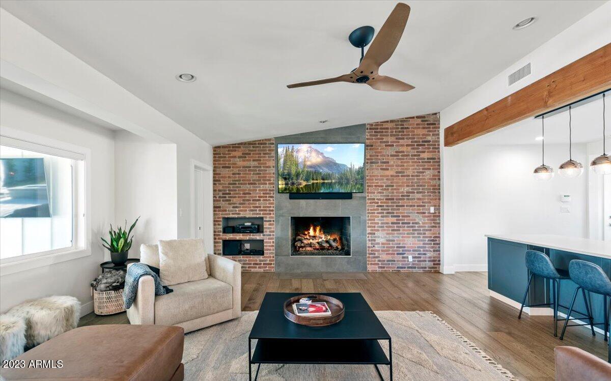 4535 E CALLE TUBERIA --