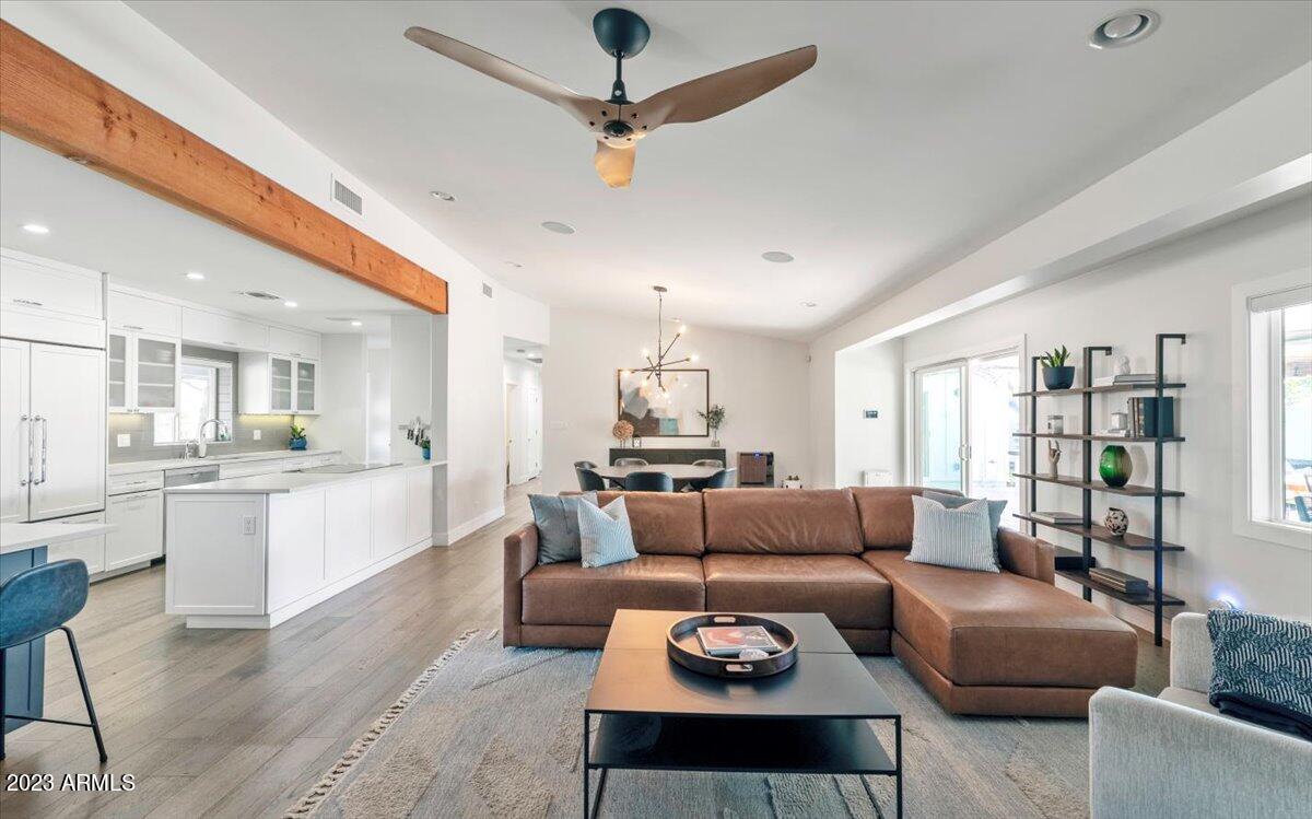 4535 E CALLE TUBERIA --