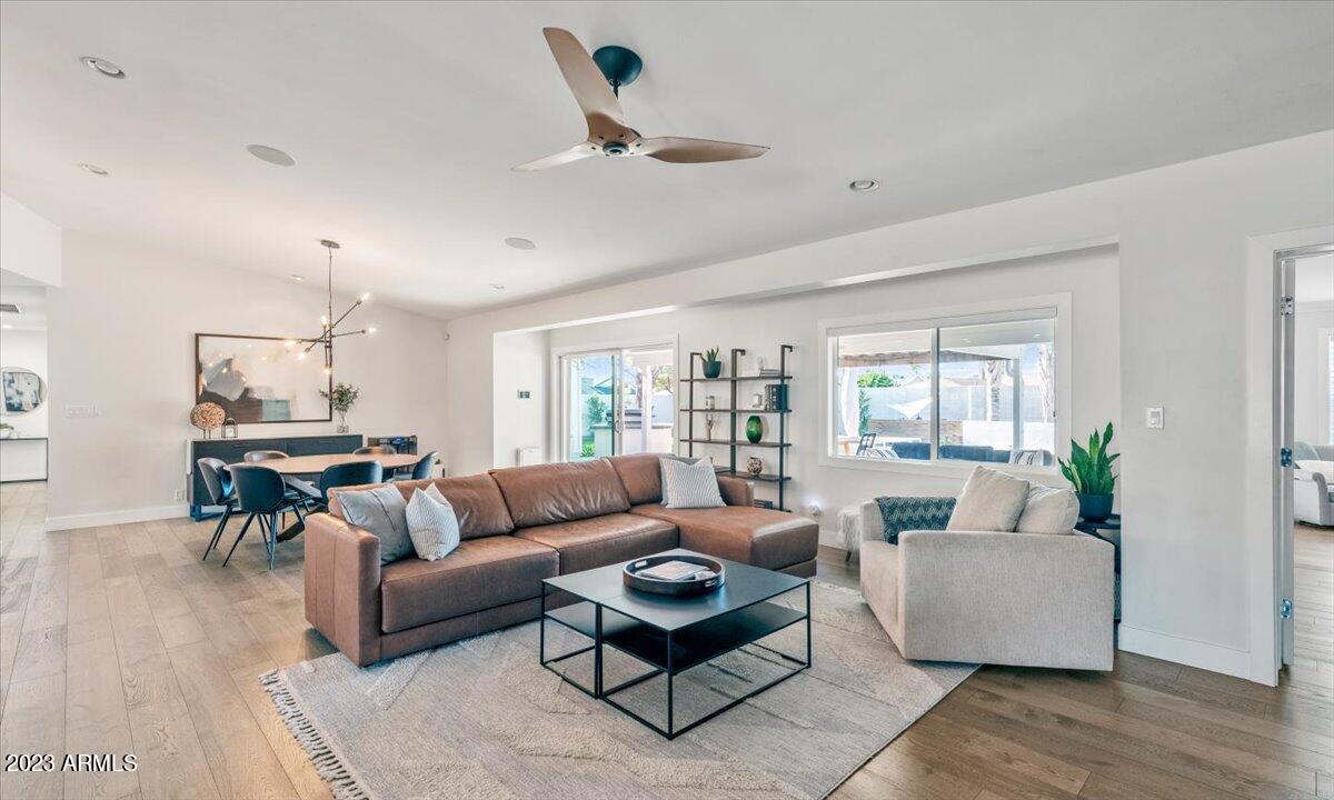 4535 E CALLE TUBERIA --