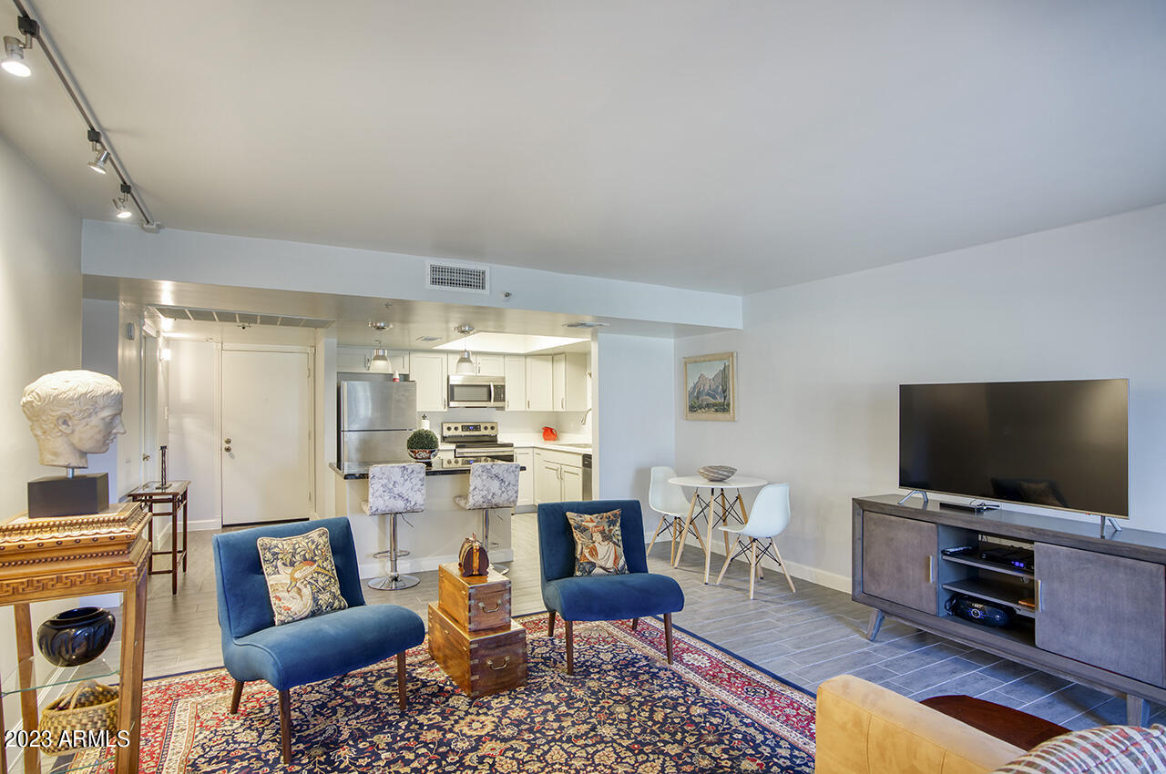 7970 E CAMELBACK Road # 110