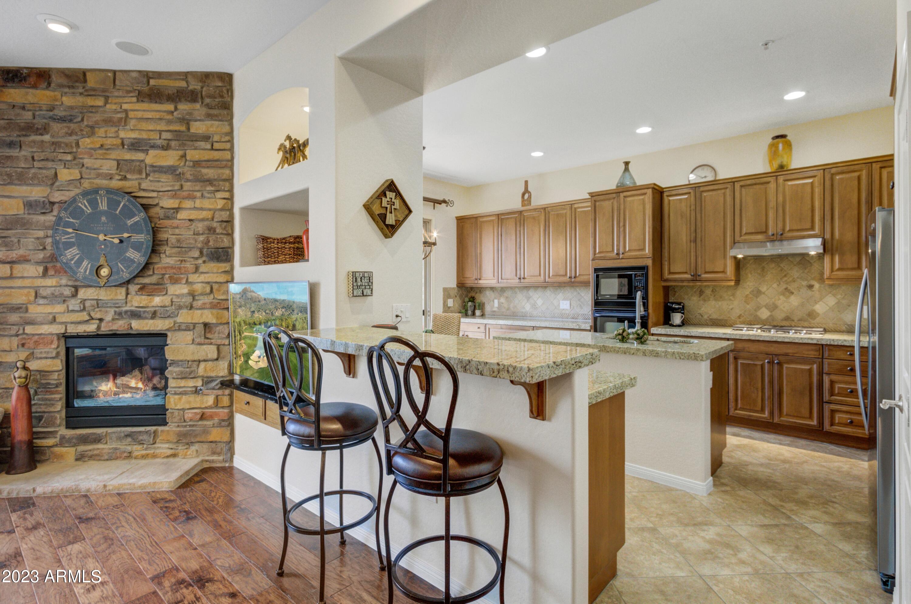 19475 N GRAYHAWK Drive # 1048