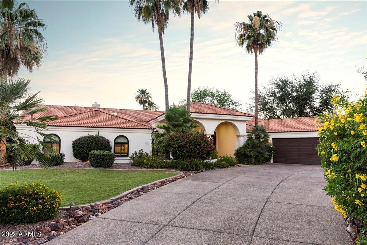 8602 E ASTER Drive