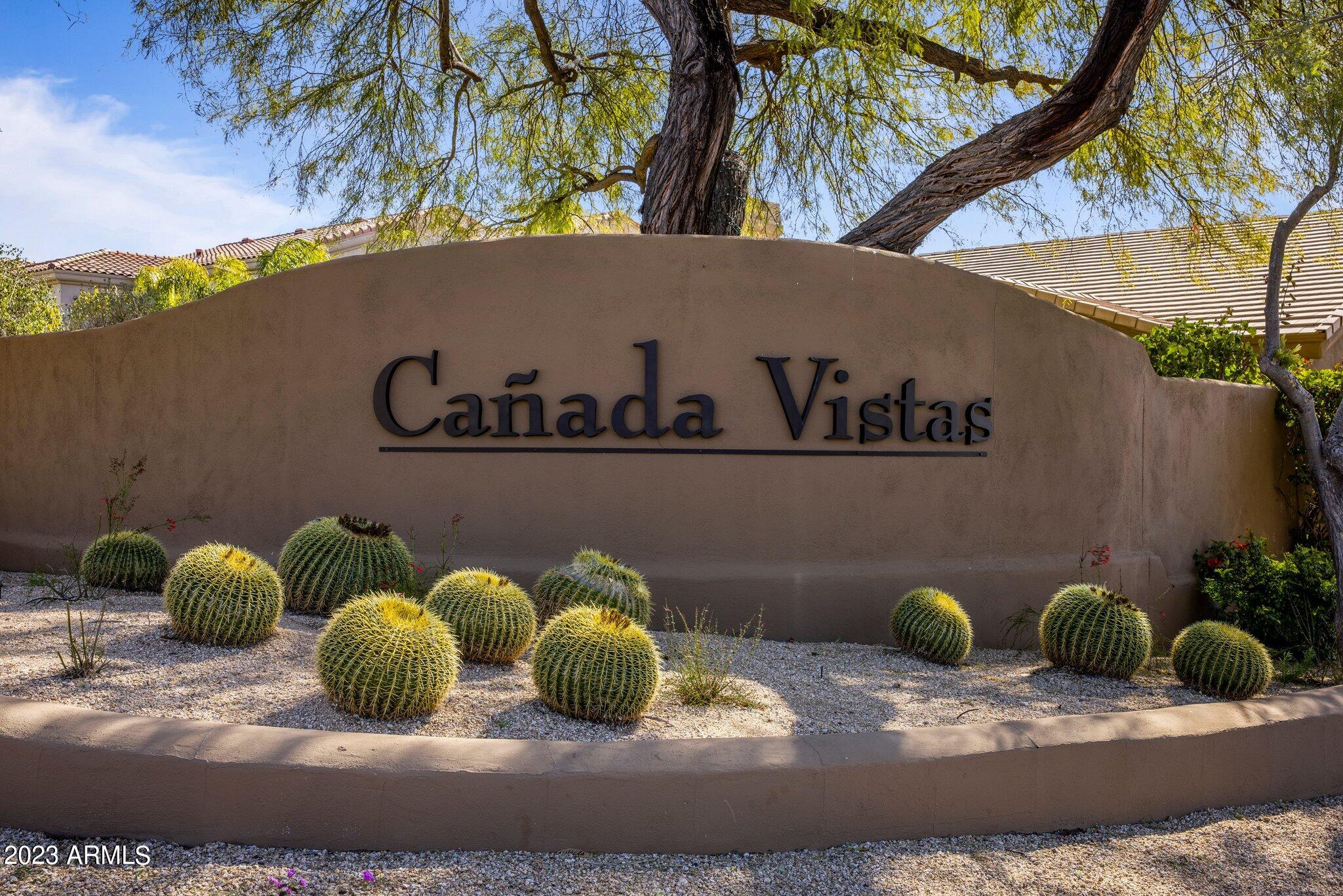 8913 E Calle De Las Brisas --