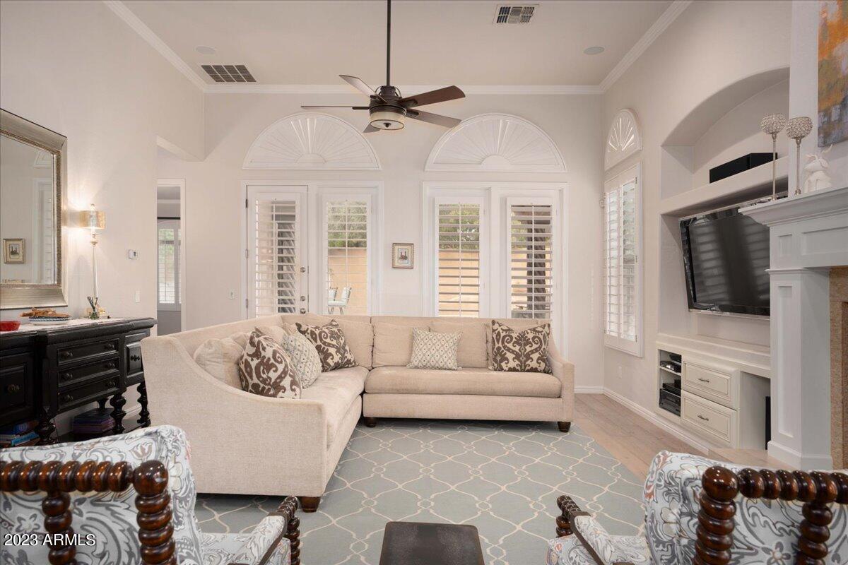3410 E PYRENEES Pass