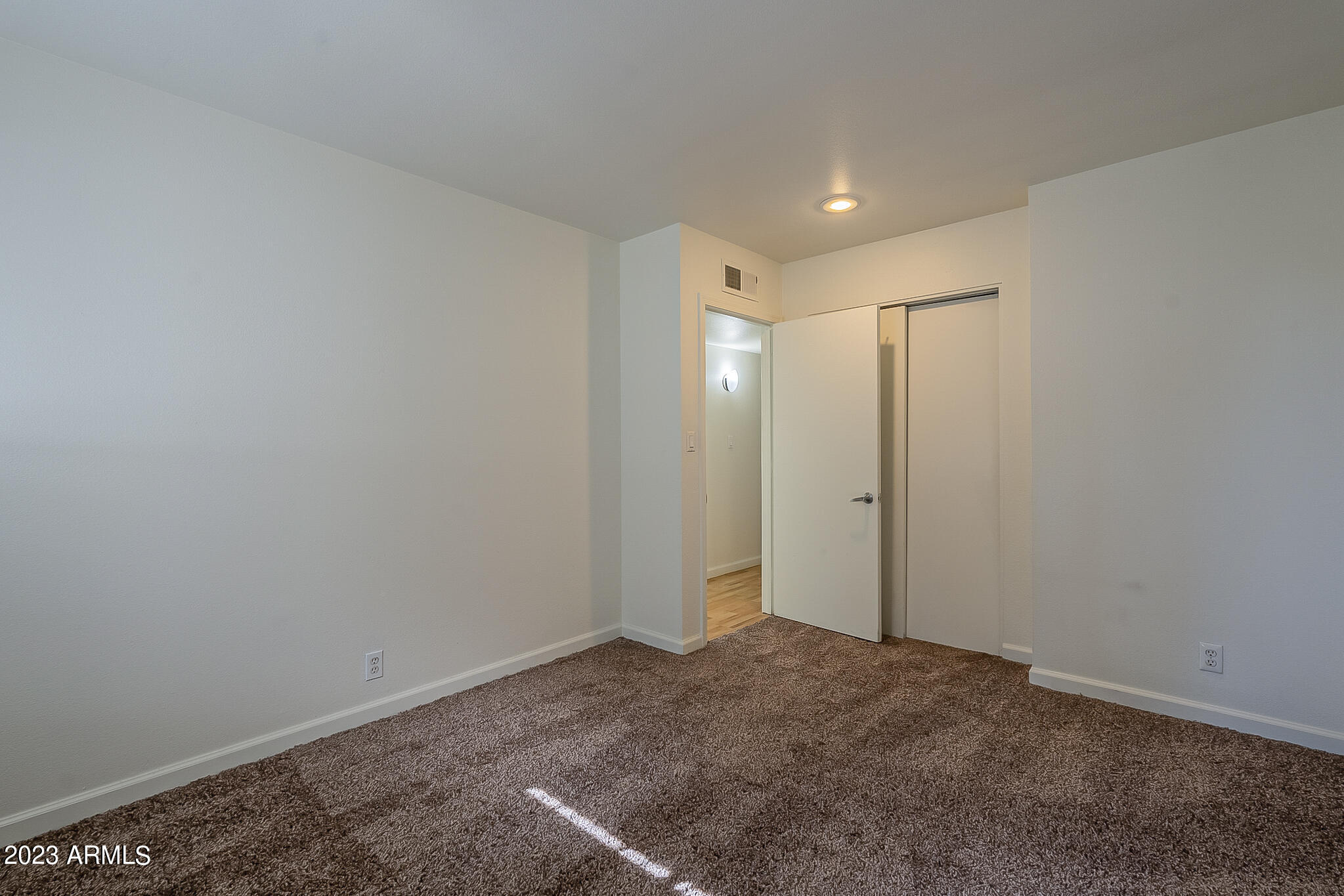 1702 W TUCKEY Lane # 218