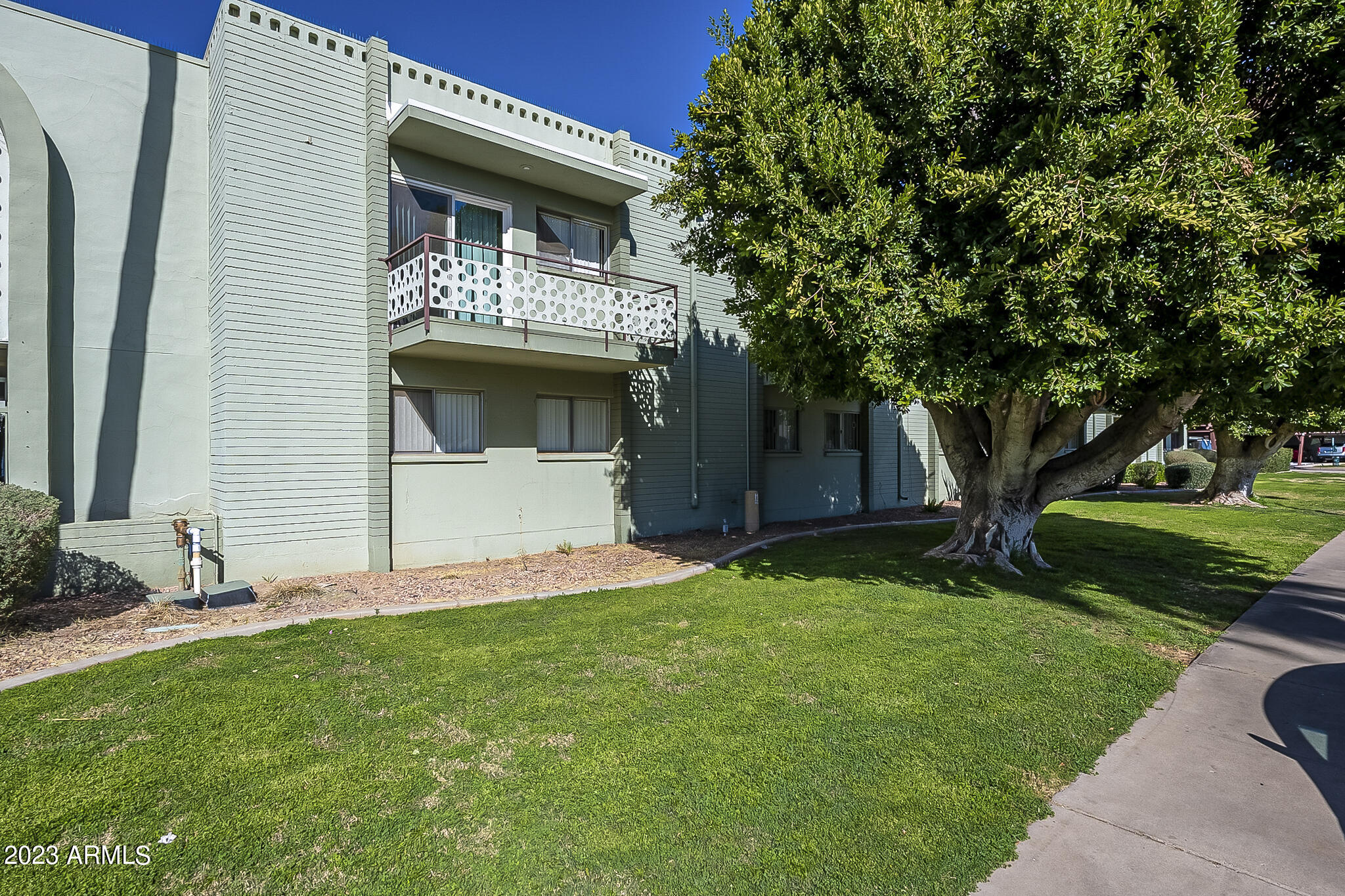 1702 W TUCKEY Lane # 218