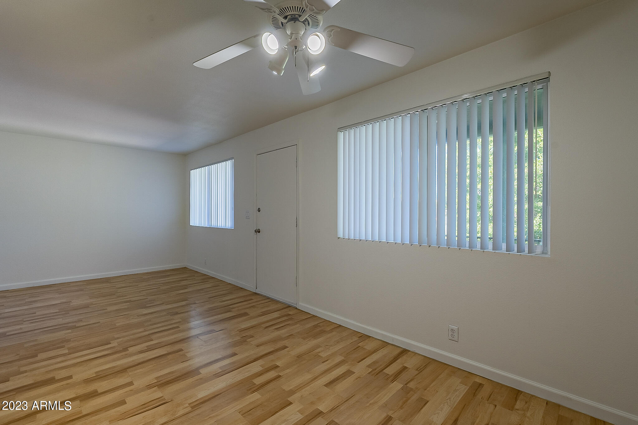 1702 W TUCKEY Lane # 218