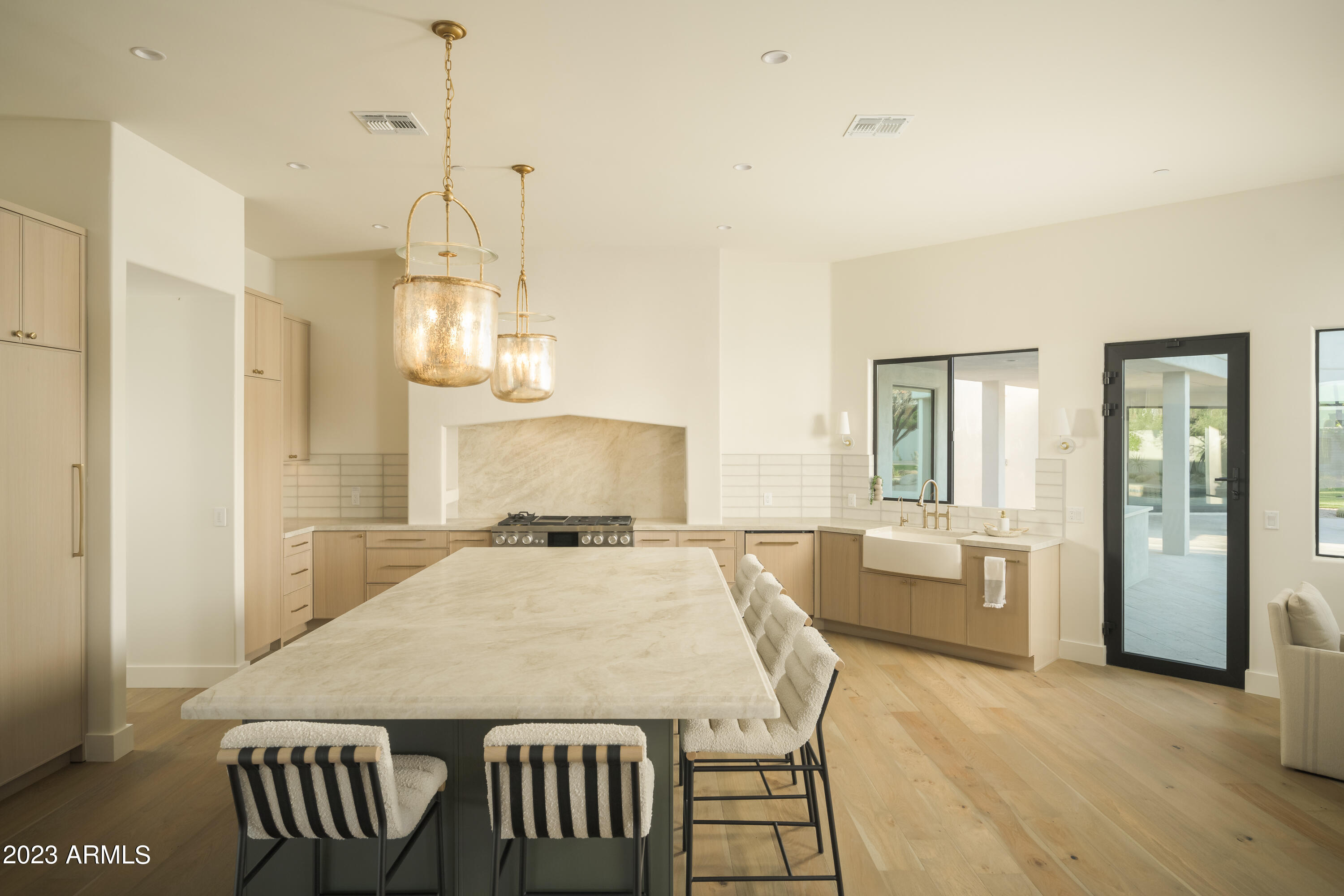 8250 E VIA DEL SOL Drive