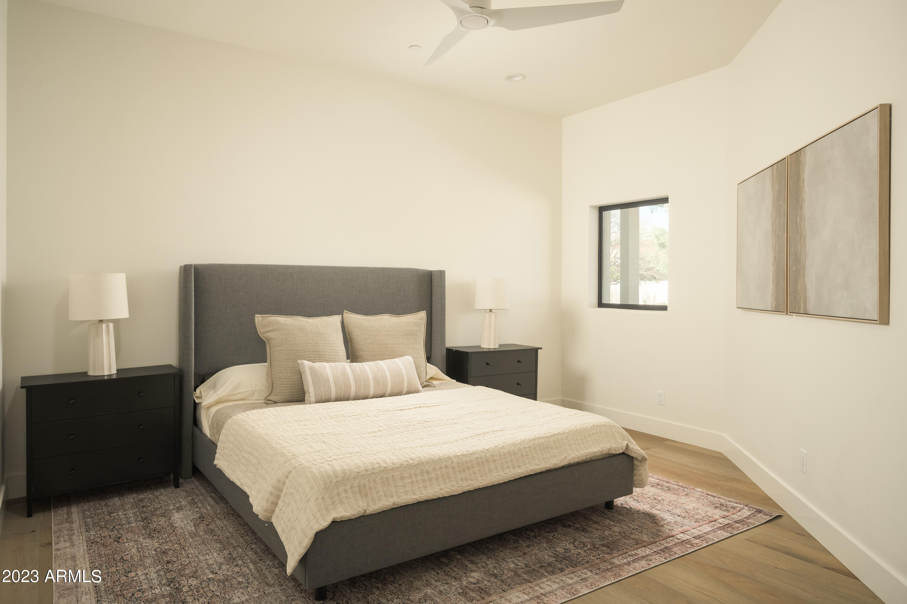 8250 E VIA DEL SOL Drive